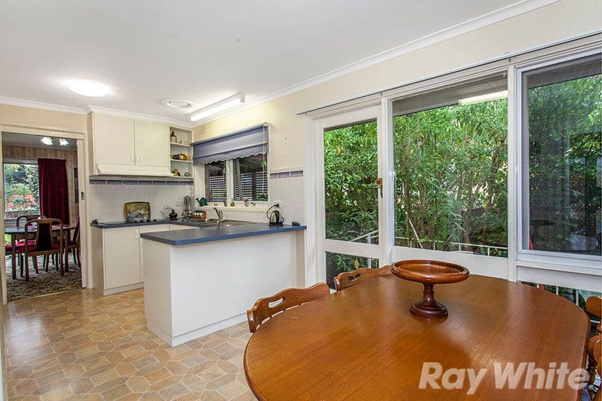 2 Blossom Street, Mitcham VIC 3132, Mitcham - Thumbnail 3
