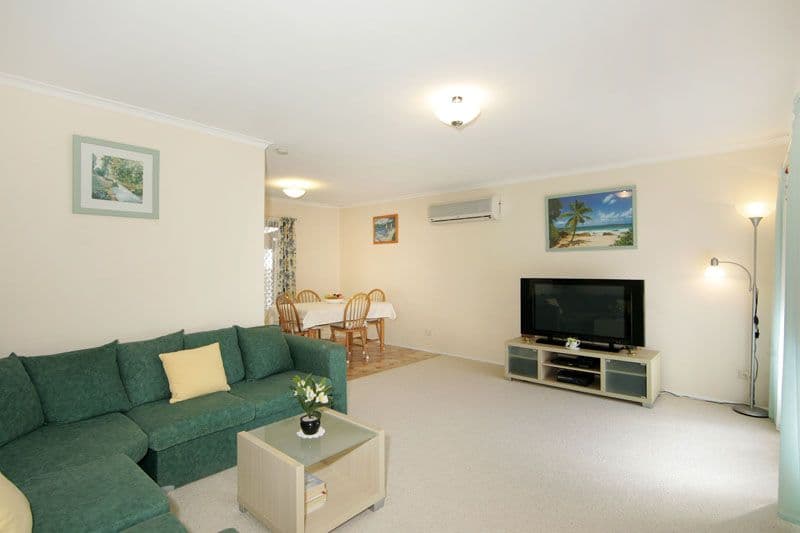 67 Flinders Avenue, KILLARNEY VALE NSW 2261, Killarney Vale - Thumbnail 2