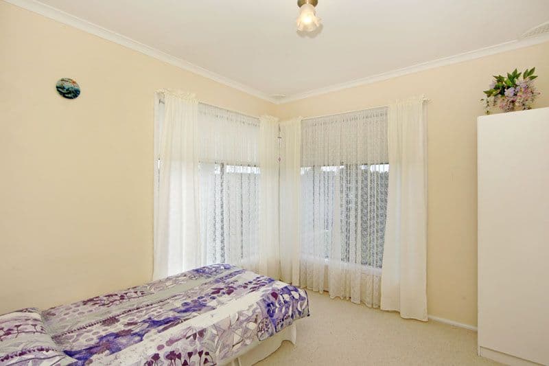 67 Flinders Avenue, KILLARNEY VALE NSW 2261, Killarney Vale - Thumbnail 4