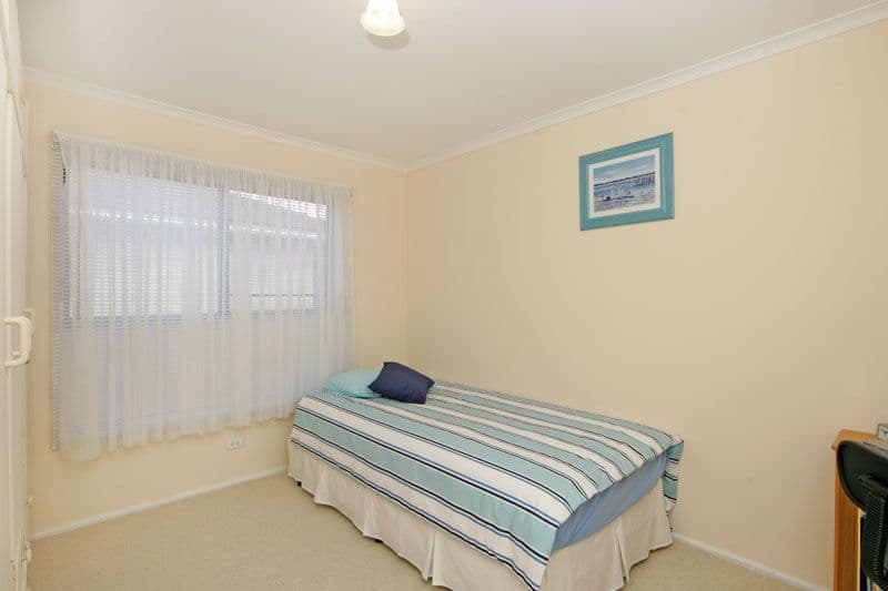 67 Flinders Avenue, KILLARNEY VALE NSW 2261, Killarney Vale - Thumbnail 5