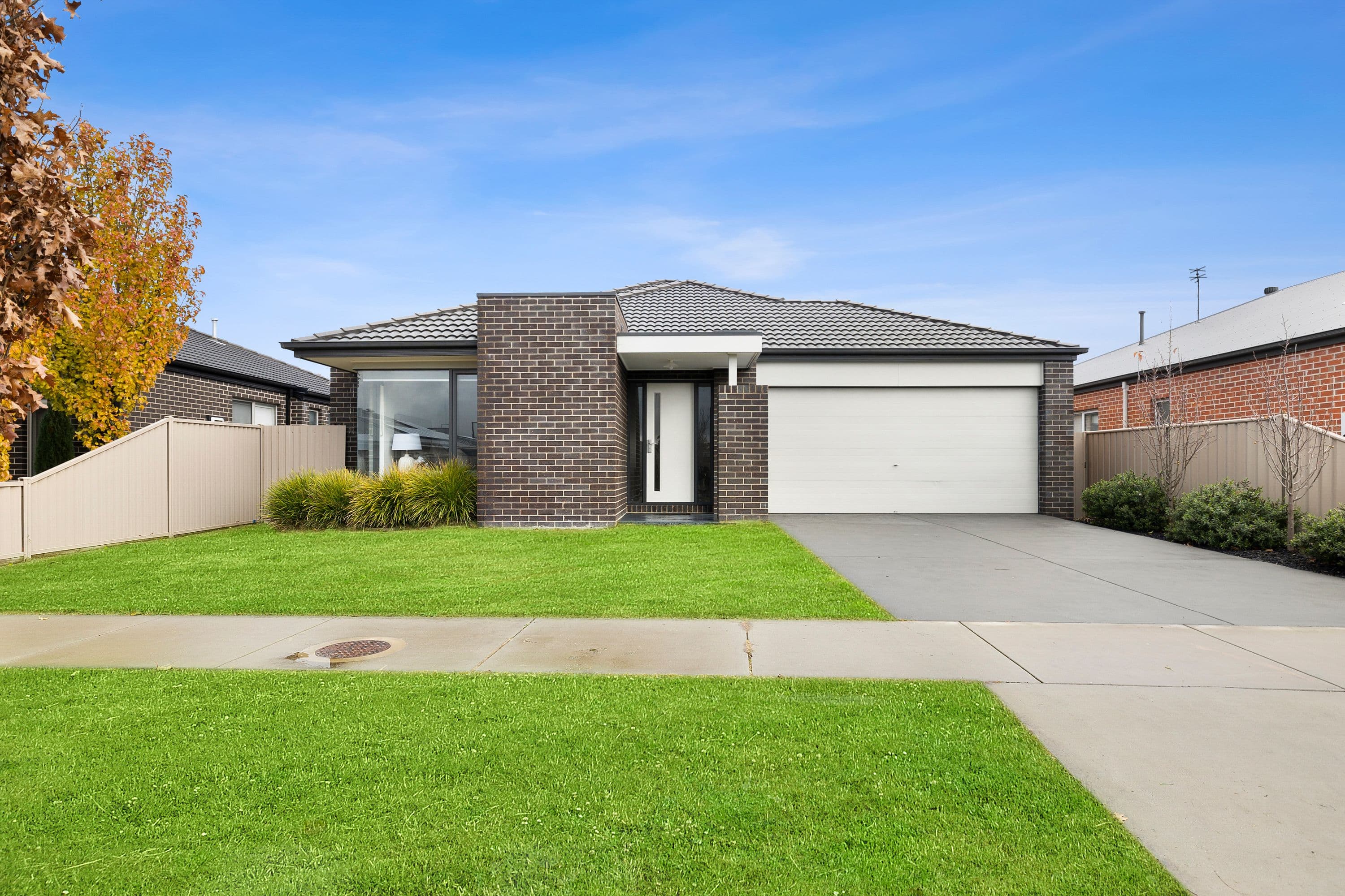 26 Neway Avenue, Delacombe VIC 3356, Delacombe - Image 1