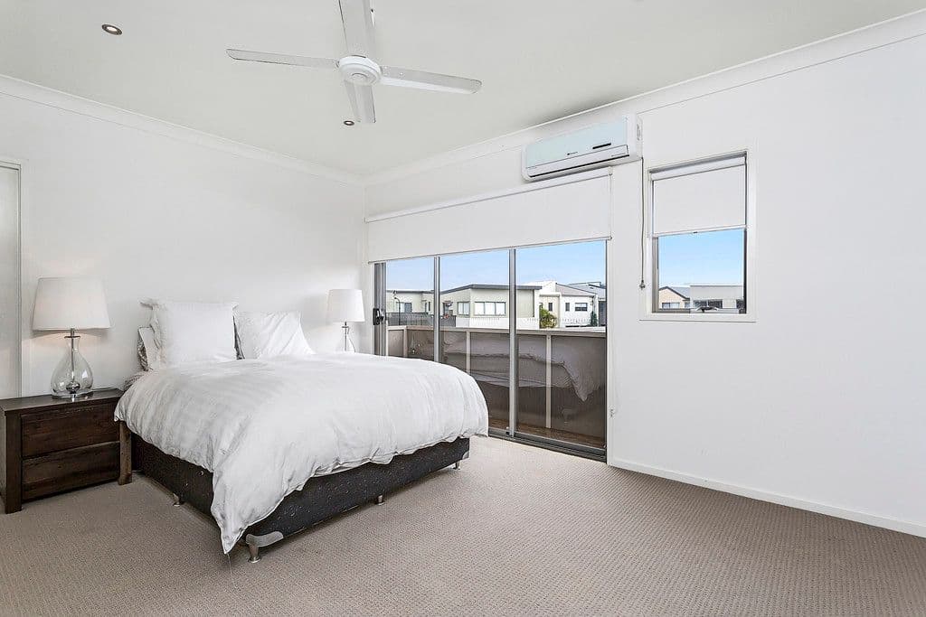 20 Emily Way, Varsity Lakes QLD 4227, Varsity Lakes - Thumbnail 6