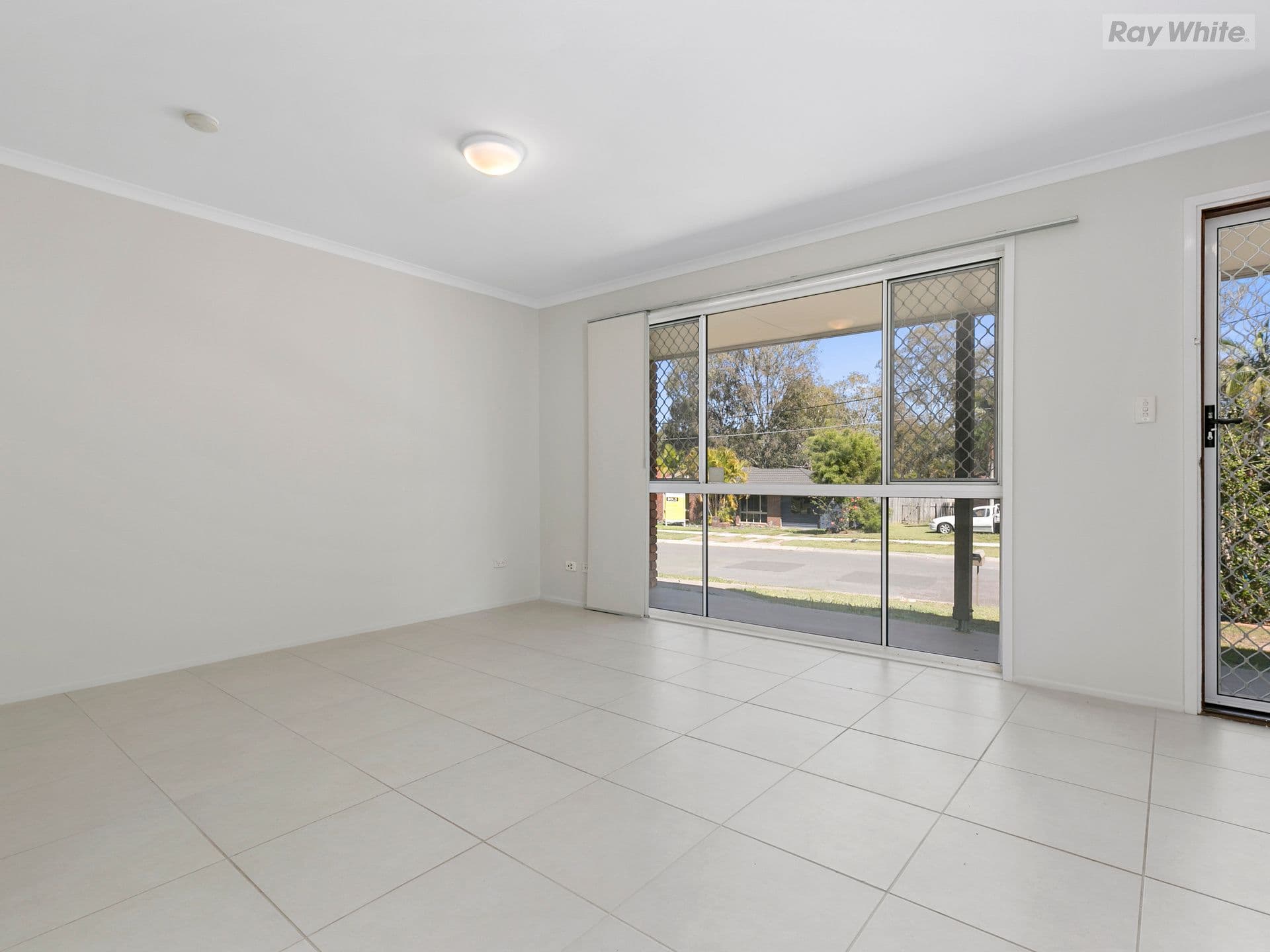 12 Allamanda Drive, Camira QLD 4300, Camira - Thumbnail 2