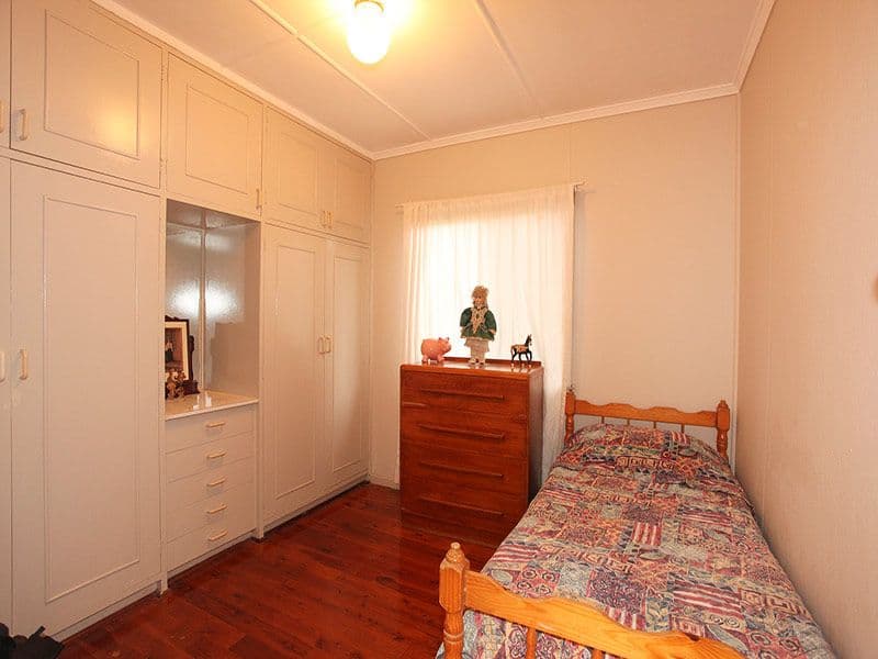 11 Power Street, HARRISTOWN QLD 4350, Harristown - Thumbnail 8