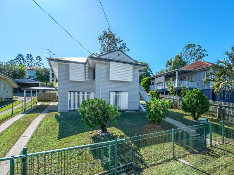 27 Armfield Street, Stafford QLD 4053, Stafford - Image 1