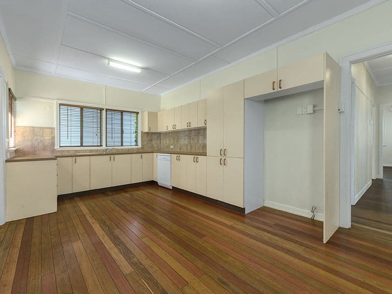 27 Armfield Street, Stafford QLD 4053, Stafford - Thumbnail 3