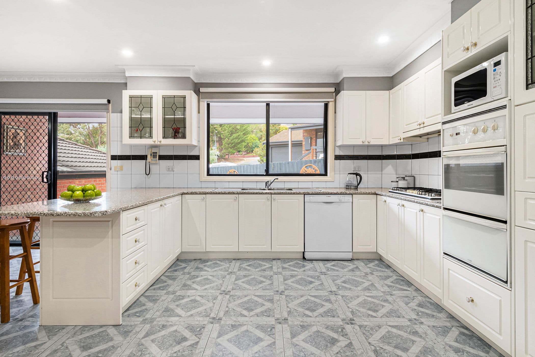 36 Dandallo Drive, Eltham VIC 3095, Eltham - Thumbnail 3