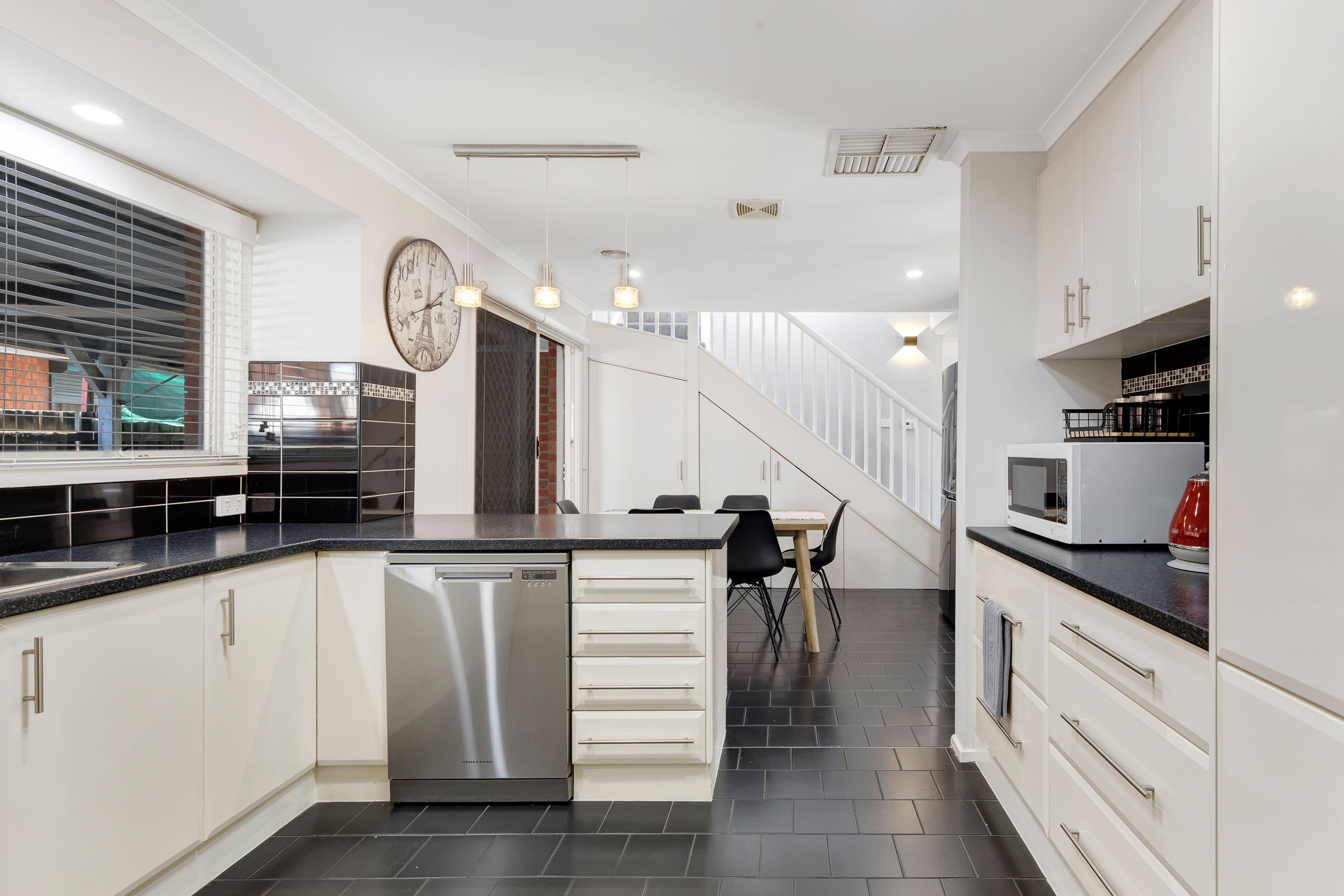 10 Valonia Court, Craigieburn VIC 3064, Craigieburn - Thumbnail 7