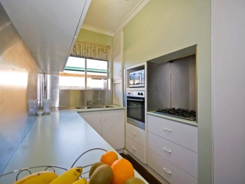 29 Alpine Road, KALAMUNDA WA 6076, Kalamunda - Thumbnail 4