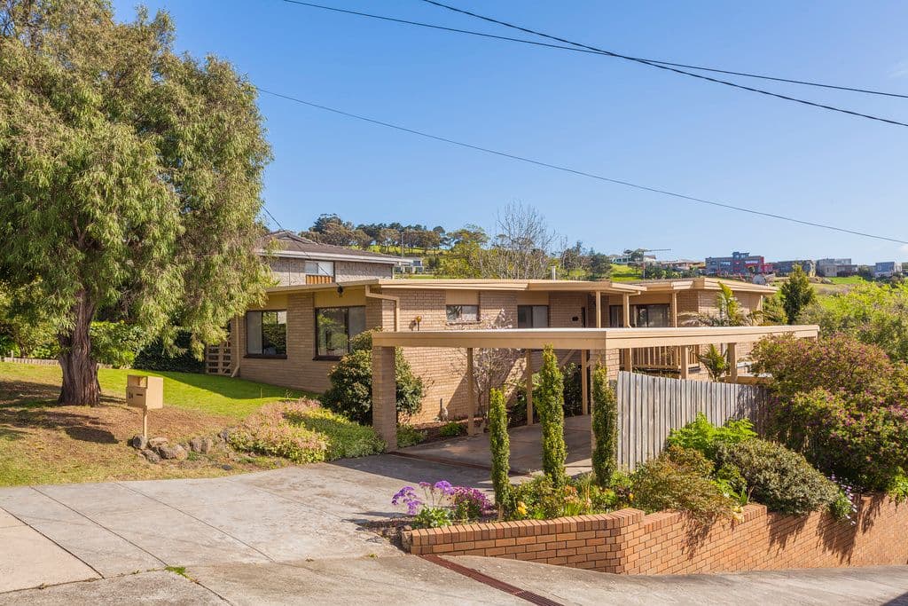 24 Challambra Crescent, HIGHTON VIC 3216, Highton - Thumbnail 3