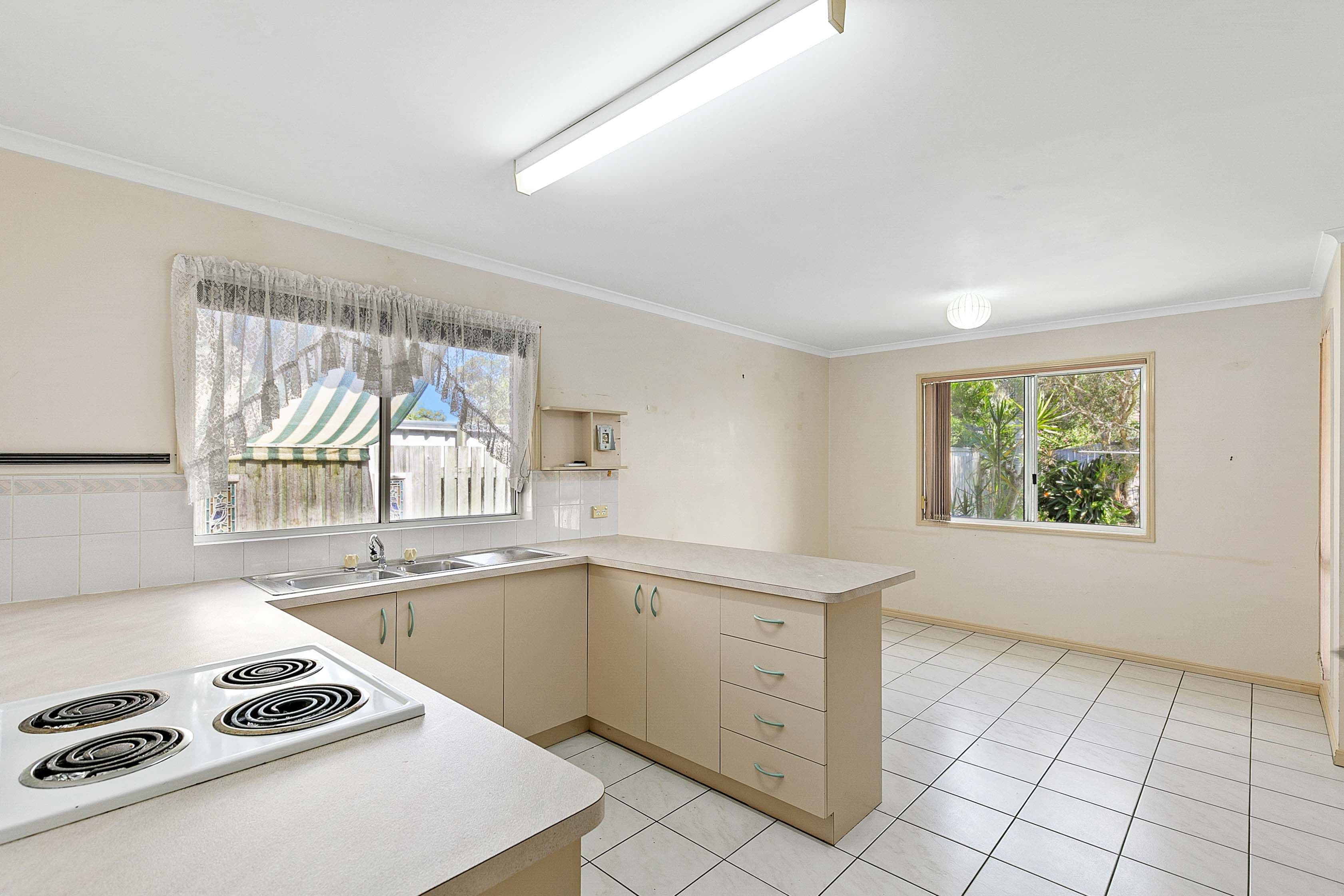 23 Cedar Crescent, Kawungan QLD 4655, Kawungan - Thumbnail 3
