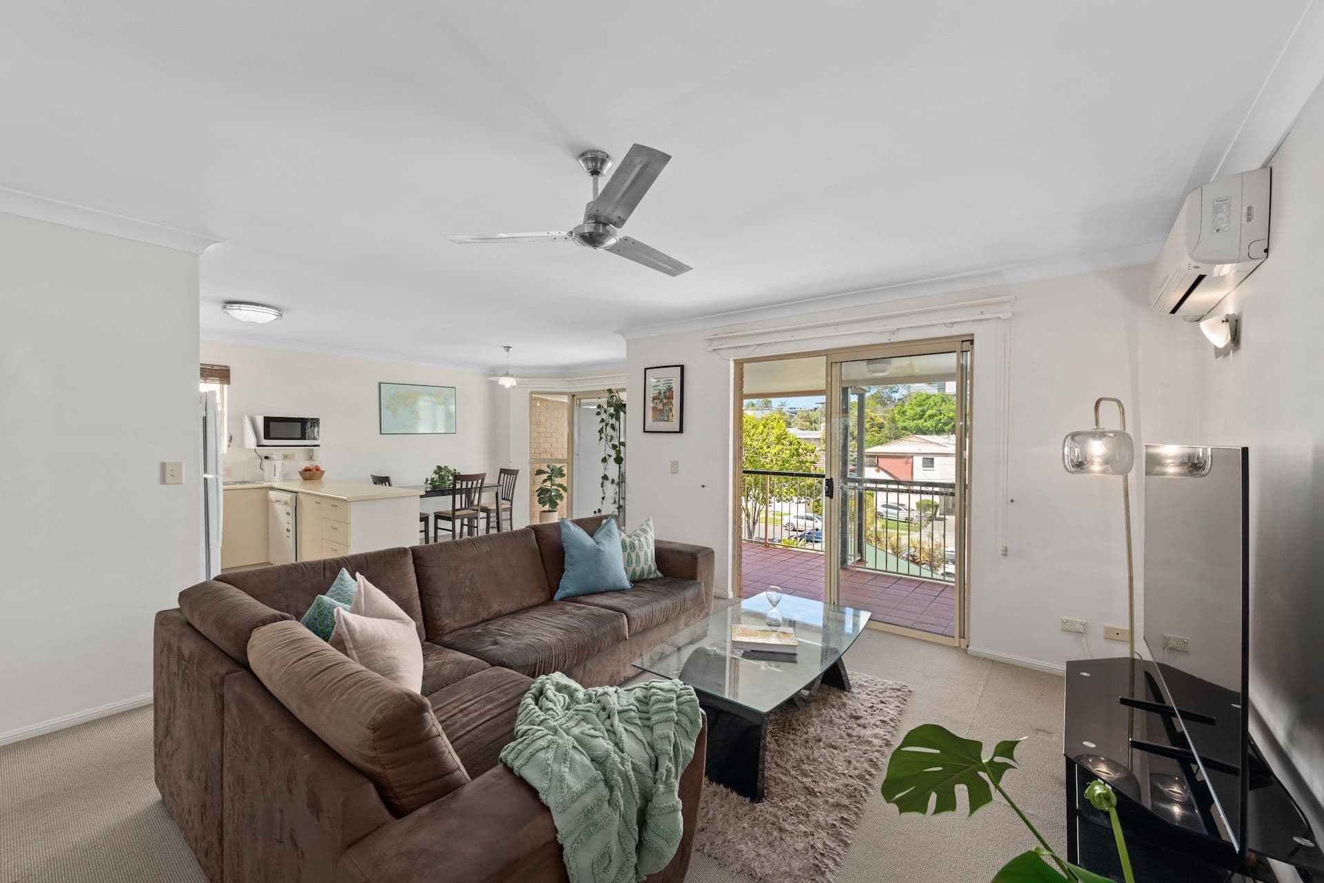 15 Cambridge Street, Bulimba QLD 4171, Bulimba - Thumbnail 5