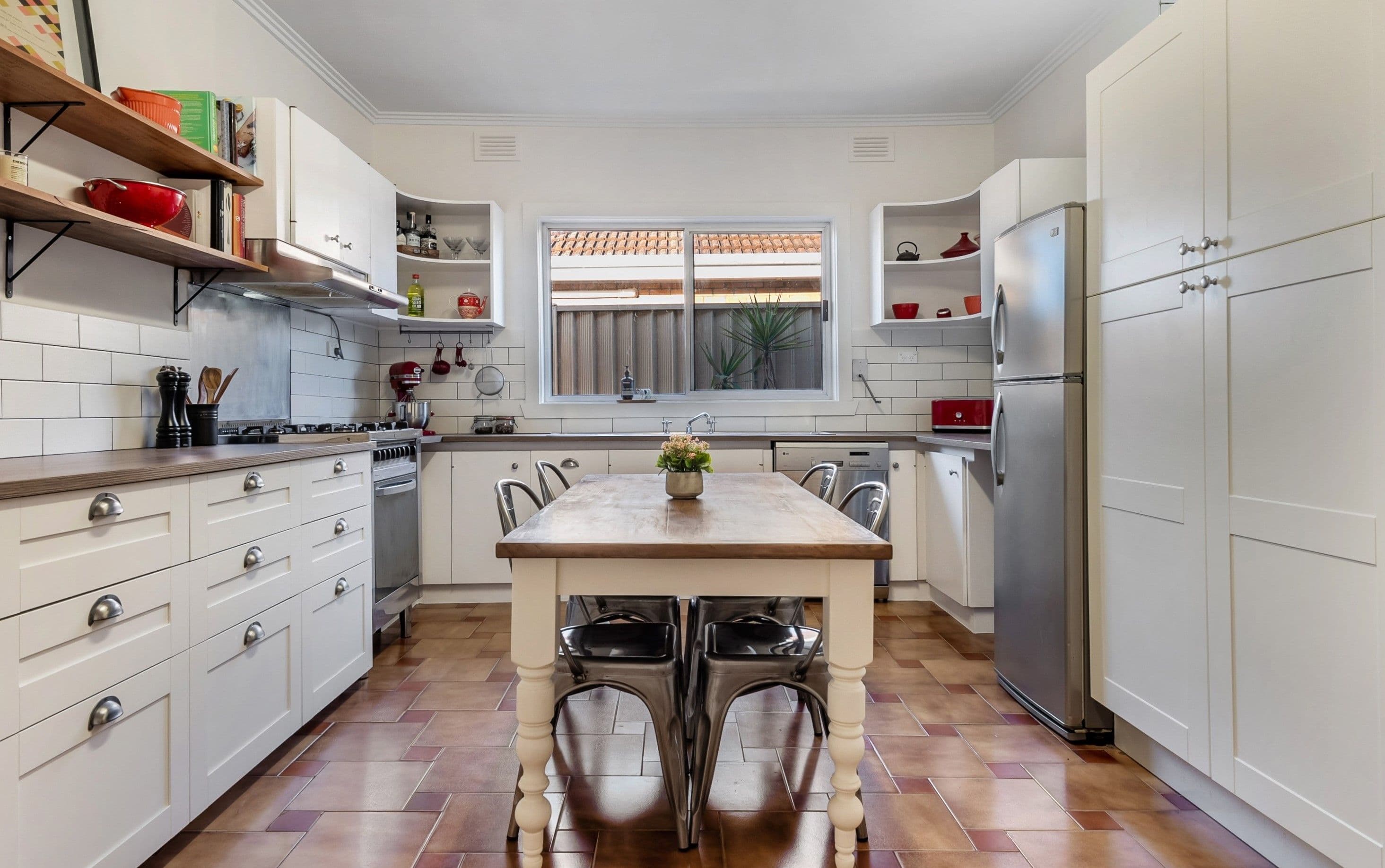 12 Liston Avenue, Reservoir VIC 3073, Reservoir - Thumbnail 8
