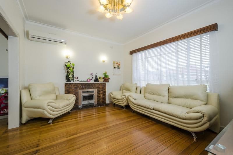 17 Erica Avenue, St Albans VIC 3021, St Albans - Thumbnail 3