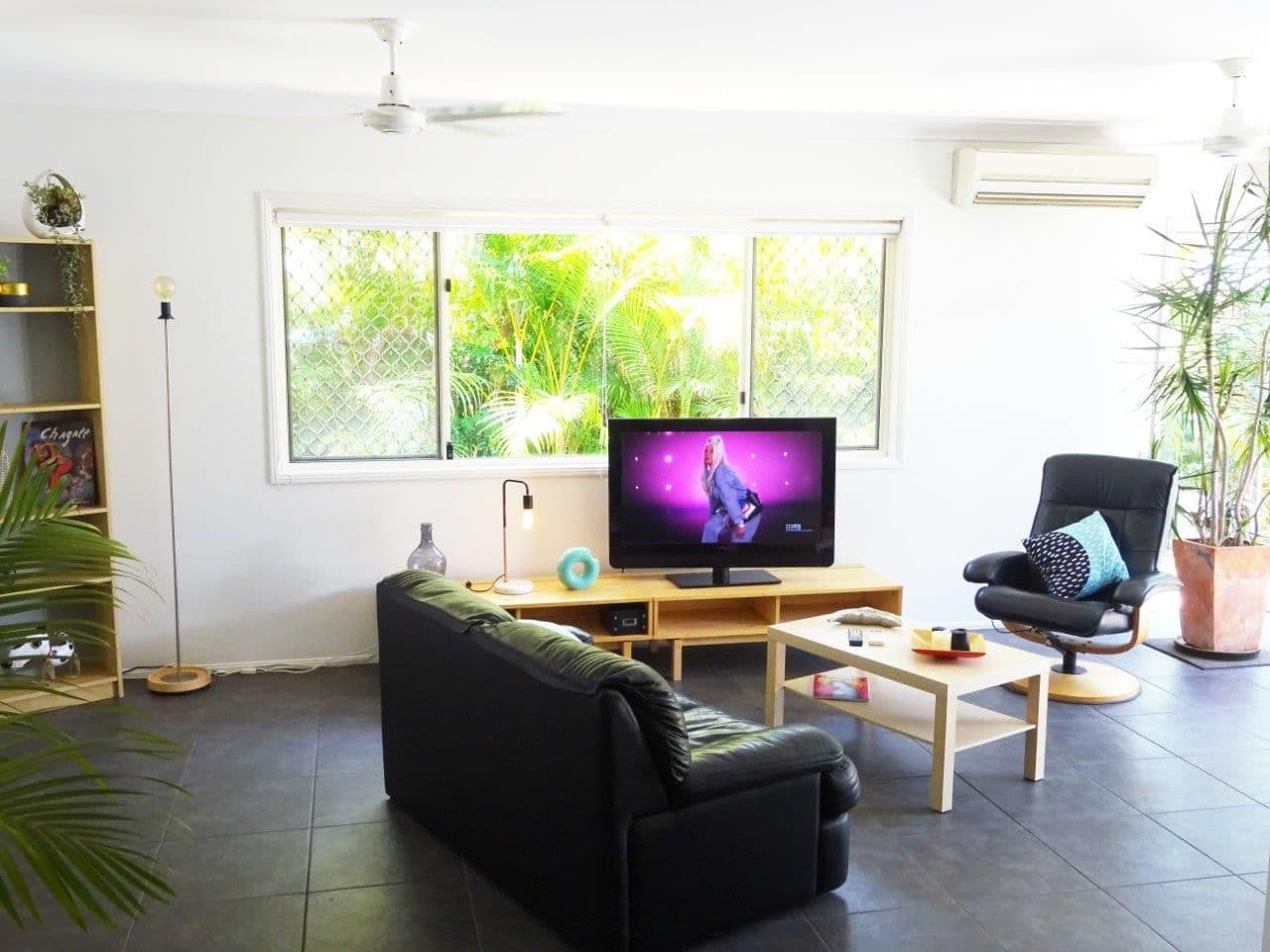 91 Allied Drive, Arundel QLD 4214, Arundel - Thumbnail 3