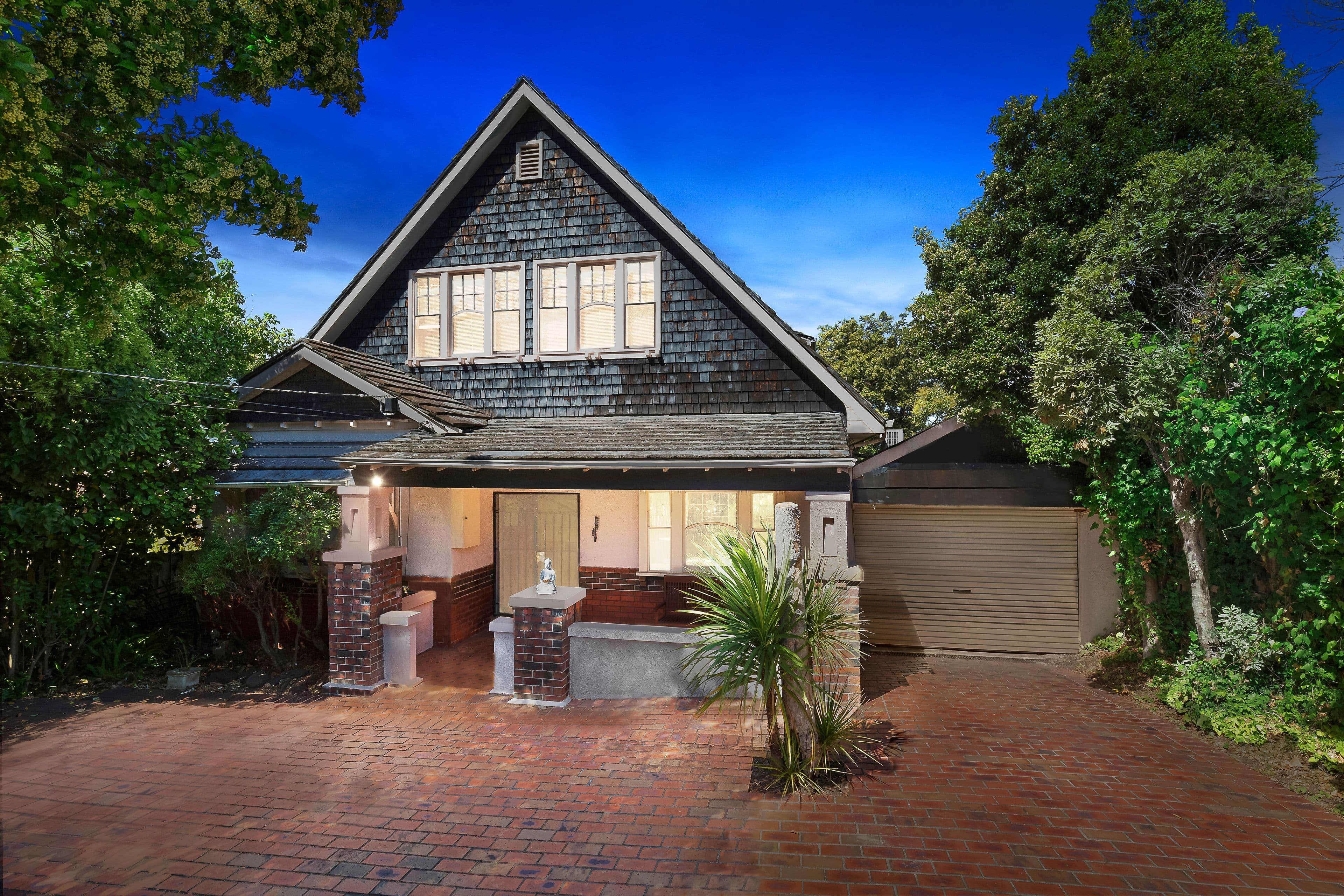 2 Kerr Crescent, Camberwell VIC 3124, Camberwell - Image 1