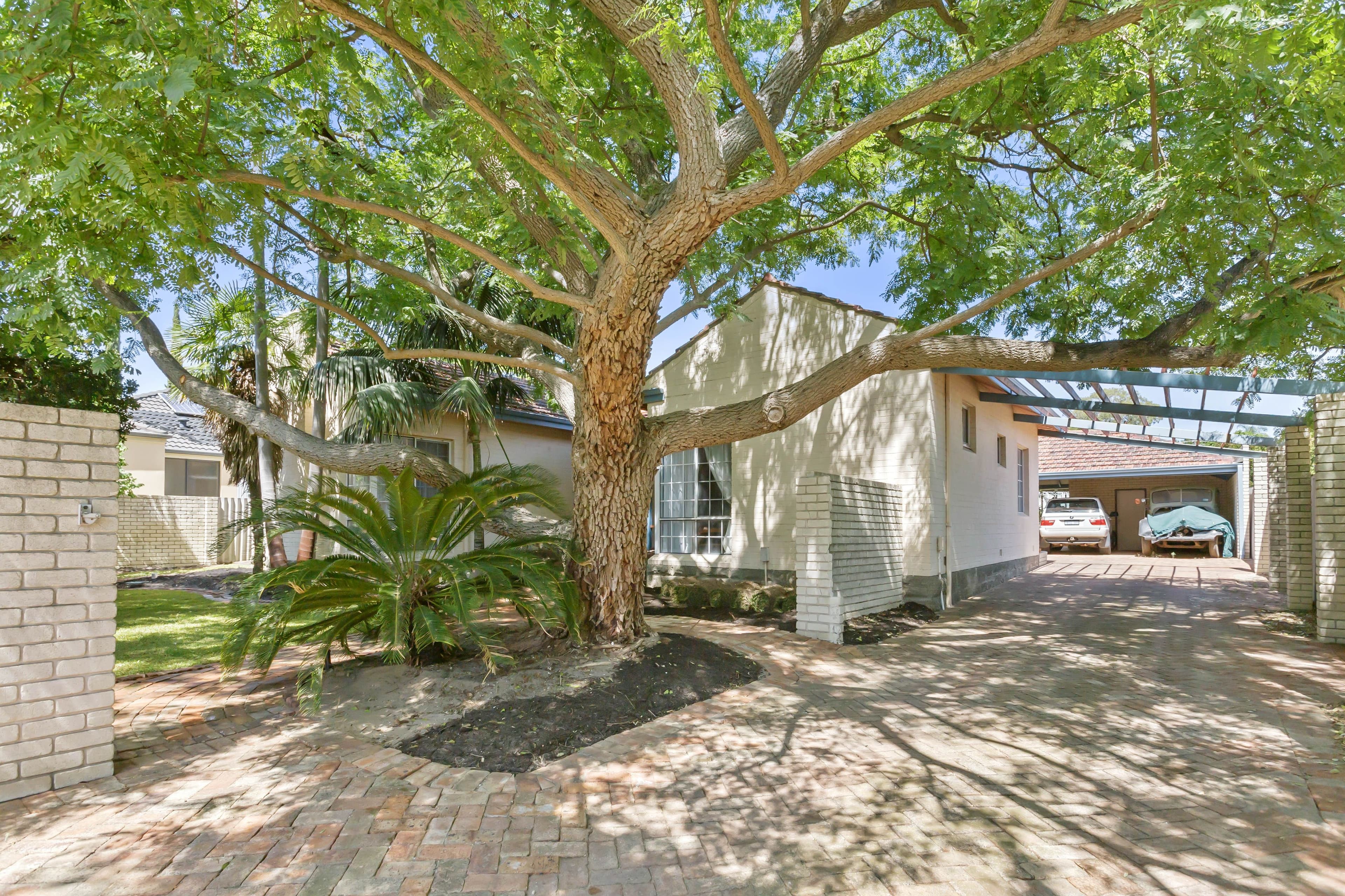11 Bessell Avenue, Como WA 6152, Como - Thumbnail 4
