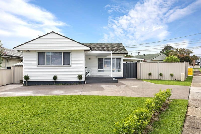 3 Noelene Street, Fairfield West - Image 1