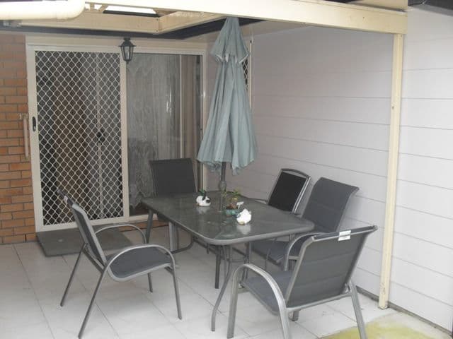 12 Robinson Crescent, RUNCORN QLD 4113, Runcorn - Thumbnail 3