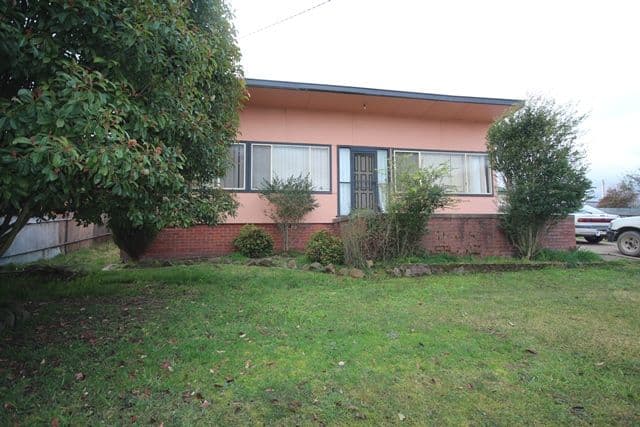 109 Curtis Street, Oberon - Image 1