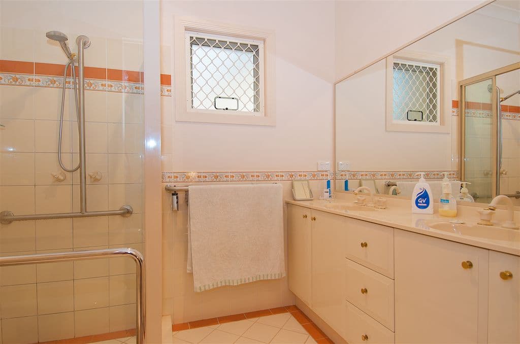 28 Dalloway Court, Arundel QLD 4214, Arundel - Thumbnail 8