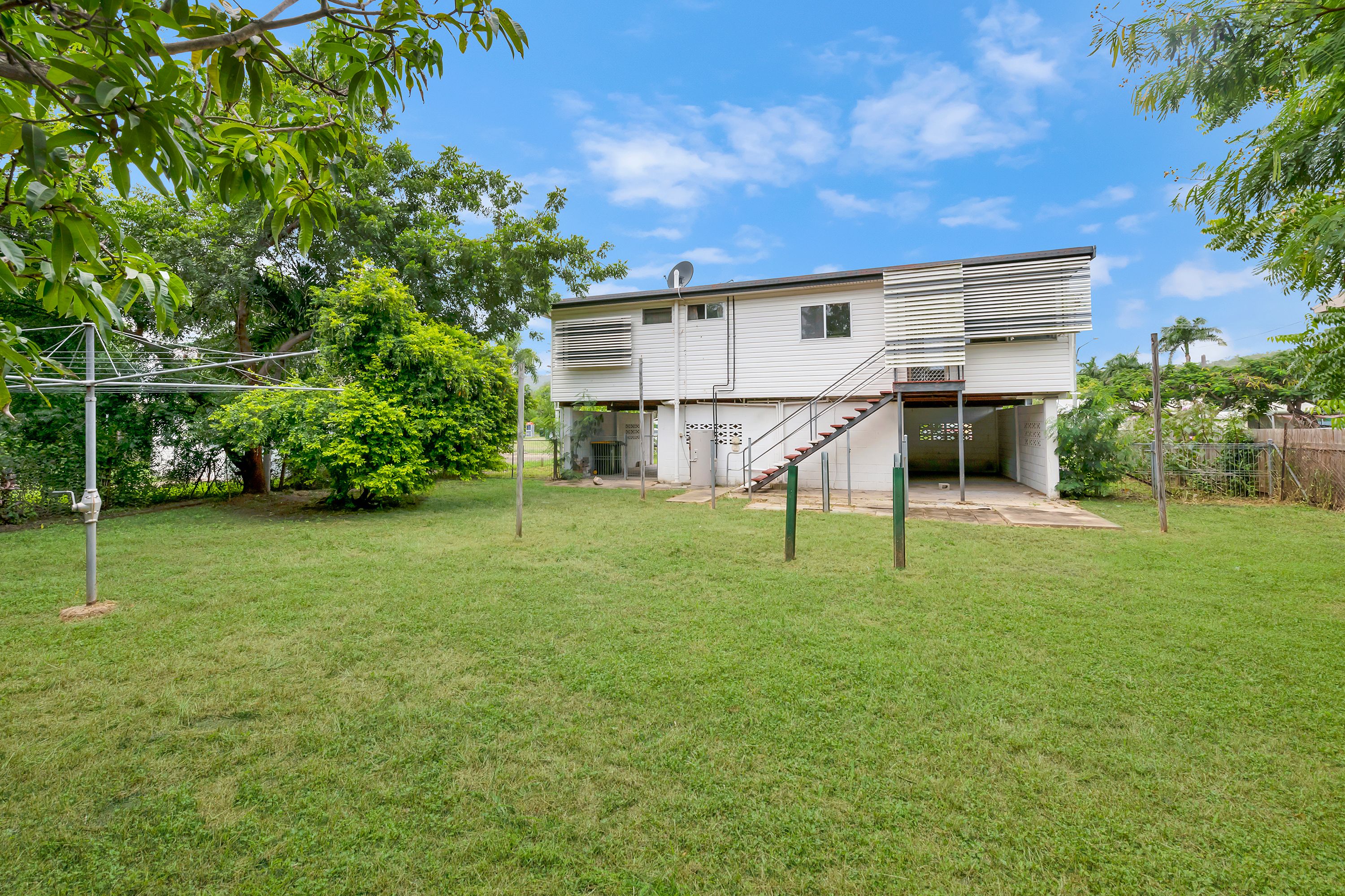 33 Samantha Street, Kelso QLD 4815, Kelso - Thumbnail 2