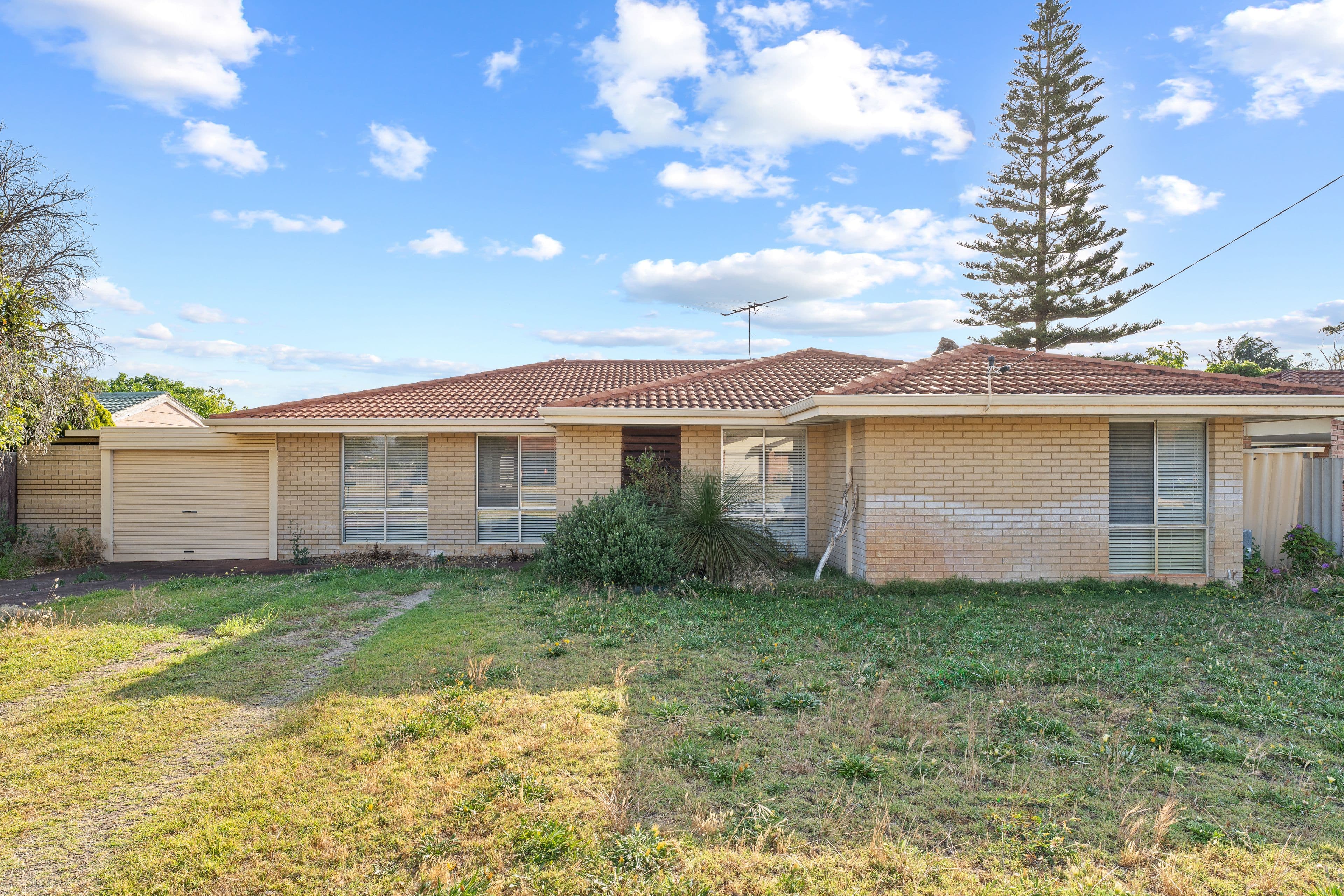 85 Haselmere Circus, Rockingham WA 6168, Rockingham - Thumbnail 2