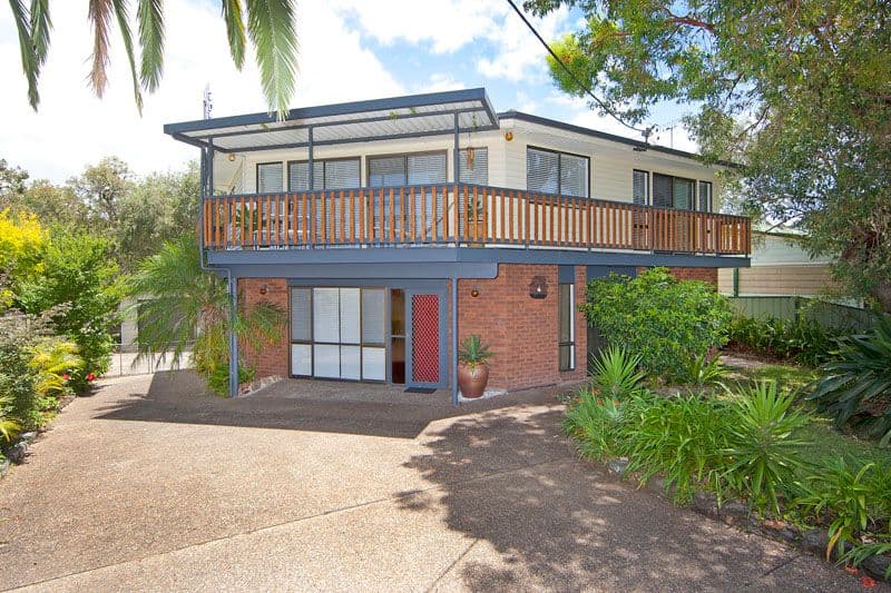 2 Harding Avenue, LAKE MUNMORAH NSW 2259, Lake Munmorah - Thumbnail 2