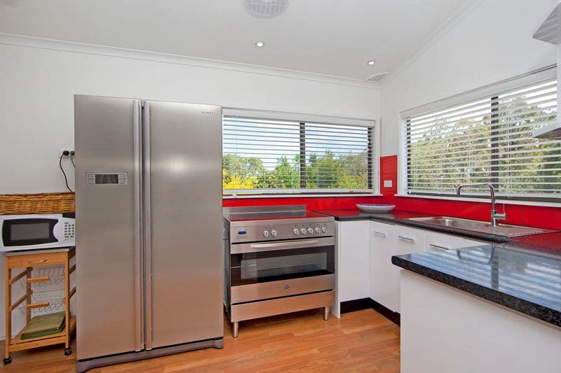 2 Harding Avenue, LAKE MUNMORAH NSW 2259, Lake Munmorah - Thumbnail 4