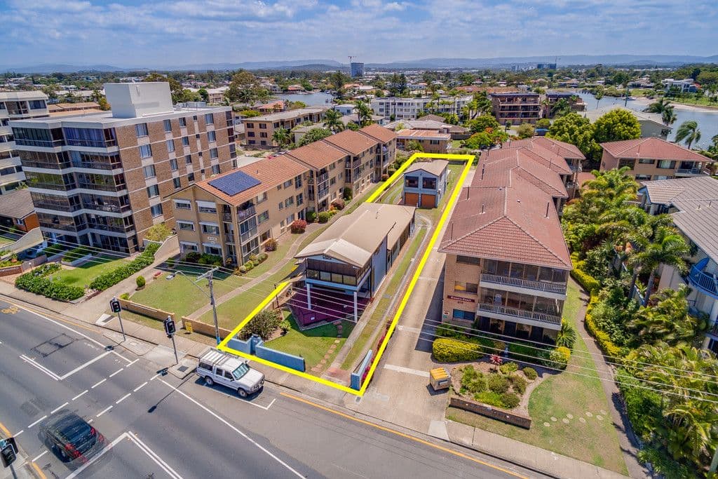 544 Marine Parade, Biggera Waters QLD 4216, Biggera Waters - Thumbnail 2
