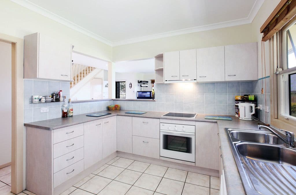 544 Marine Parade, Biggera Waters QLD 4216, Biggera Waters - Thumbnail 8