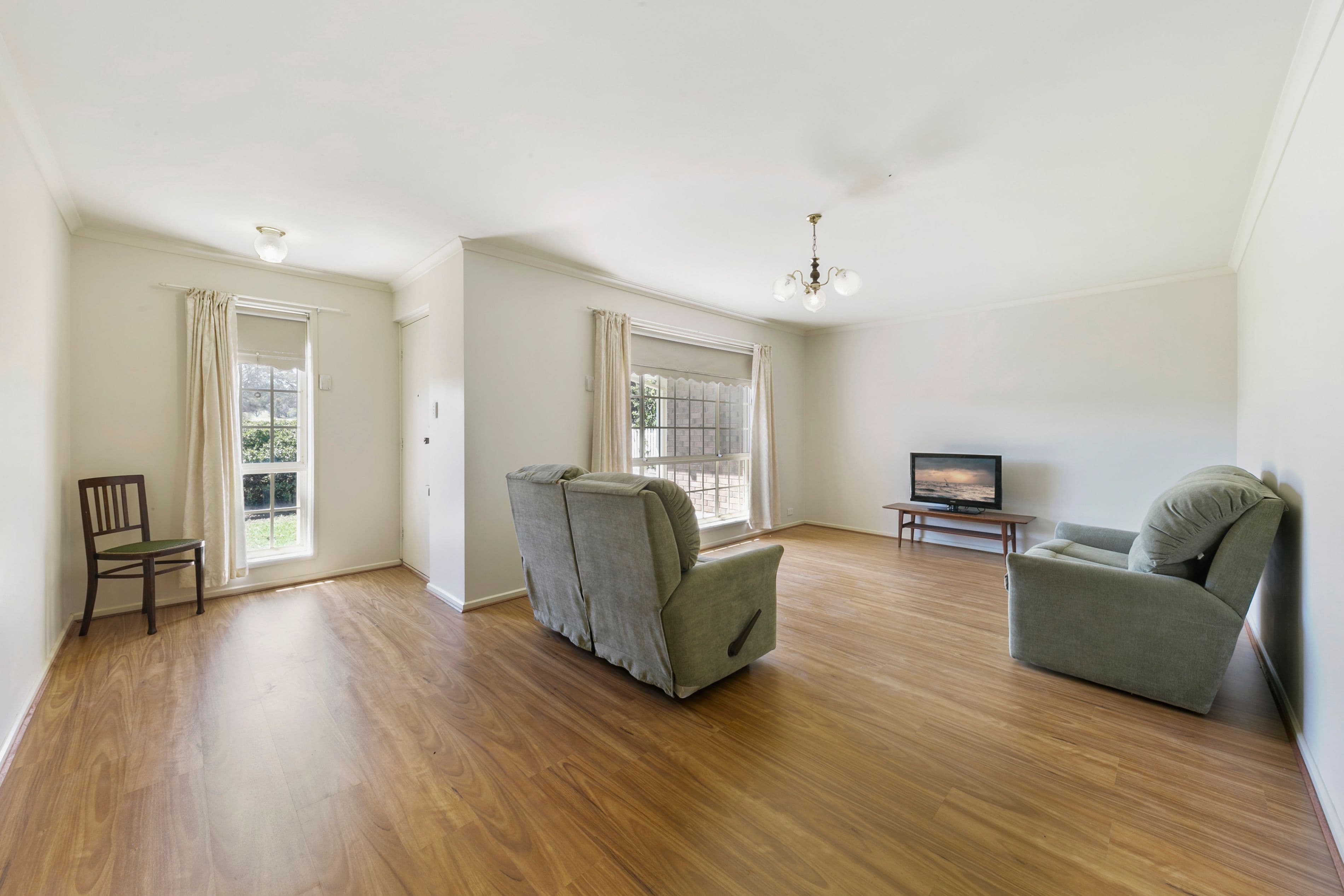 43 Edinburgh Road, Modbury SA 5092, Modbury - Thumbnail 2