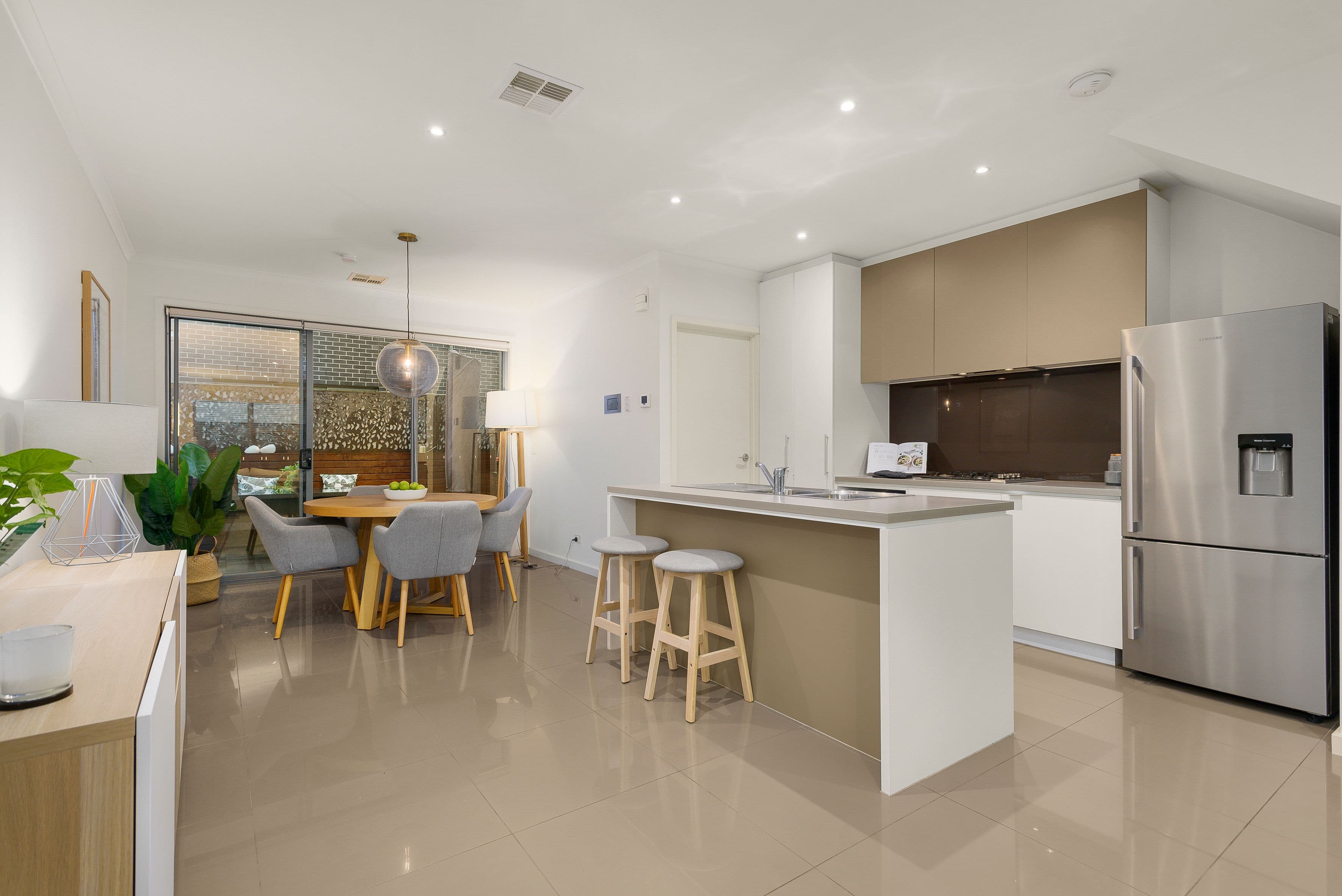 6 Newlands Court, Mulgrave VIC 3170, Mulgrave - Thumbnail 2
