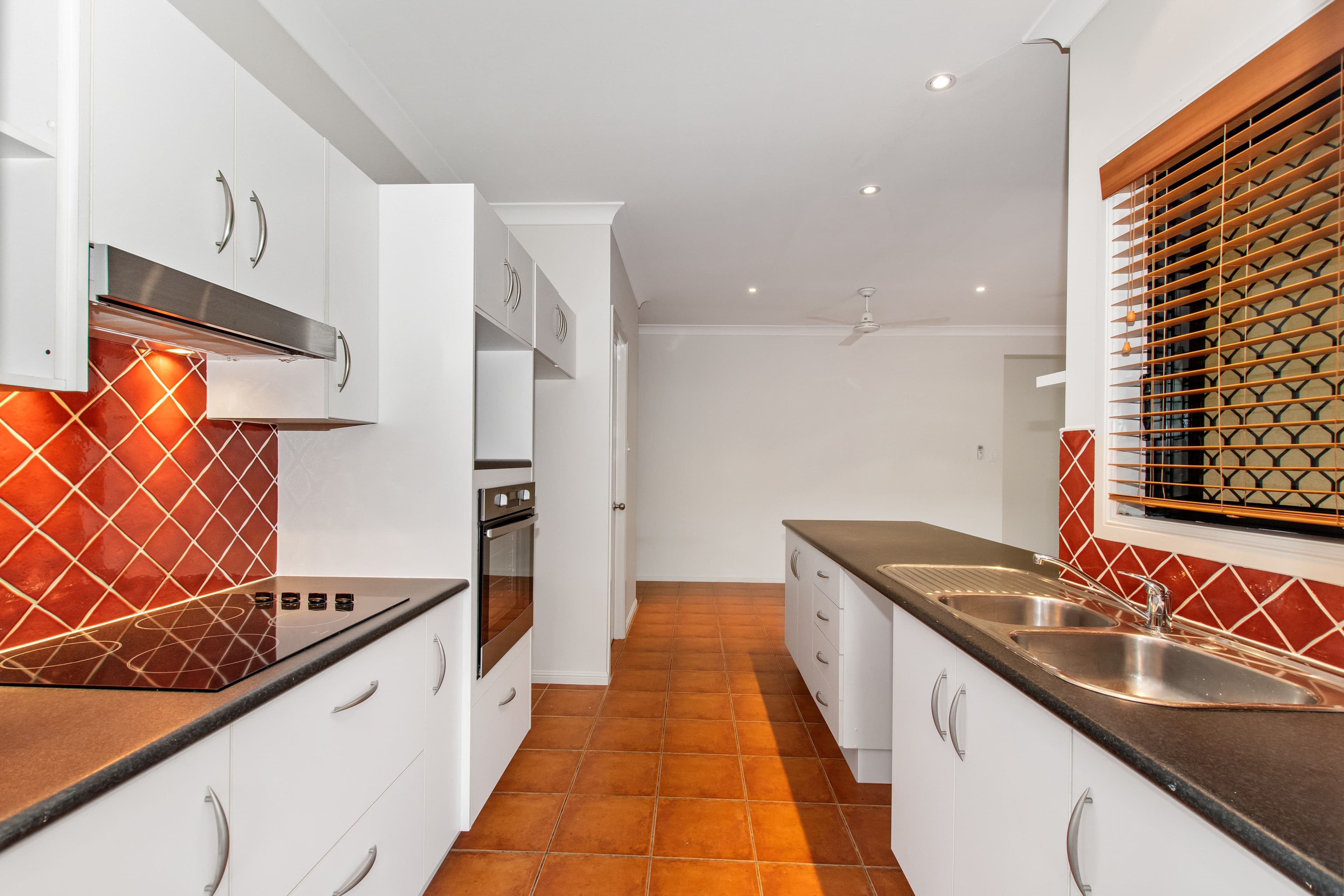 8 Kwila Crescent, Douglas QLD 4814, Douglas - Thumbnail 3