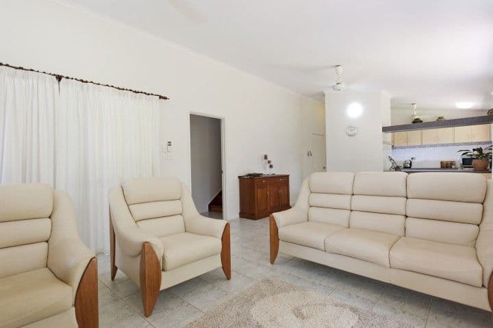 4 Howley Crescent, ANULA NT 0812, Anula - Thumbnail 4