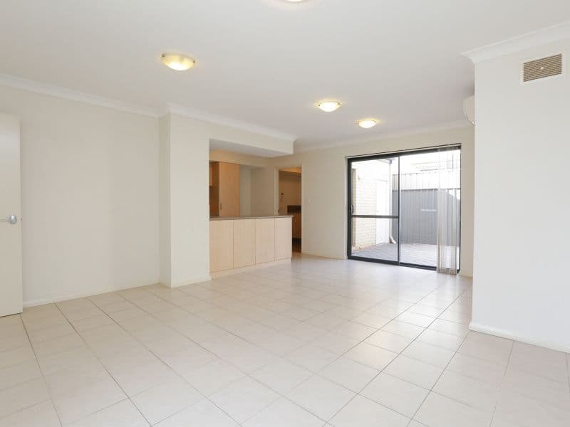 6 Hogarth Street, Cannington WA 6107, Cannington - Thumbnail 3