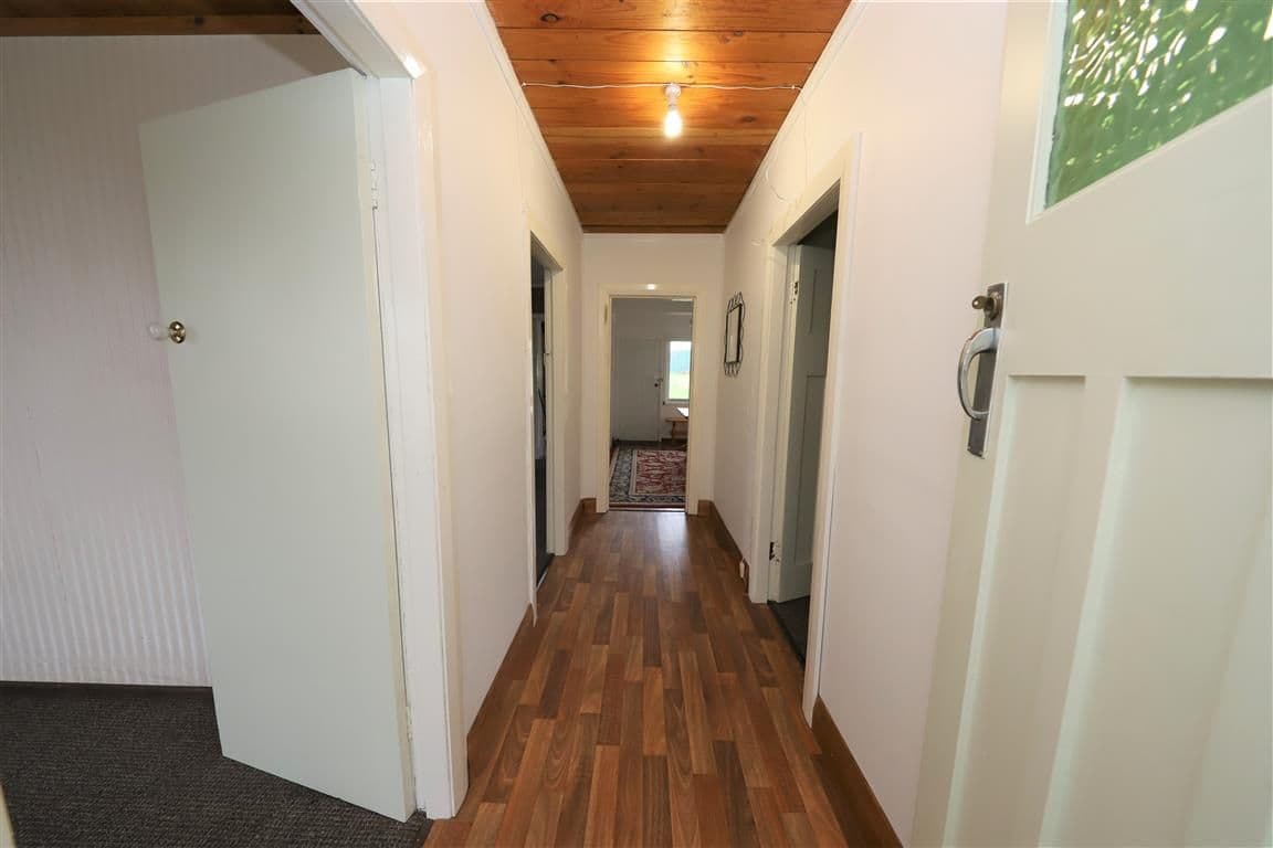 34 Sydney Street, Tumut NSW 2720, Tumut - Thumbnail 3