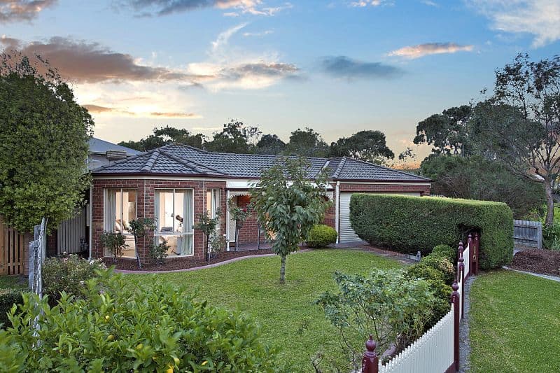 8 Monique Court, ASPENDALE GARDENS VIC 3195, Aspendale Gardens - Image 1