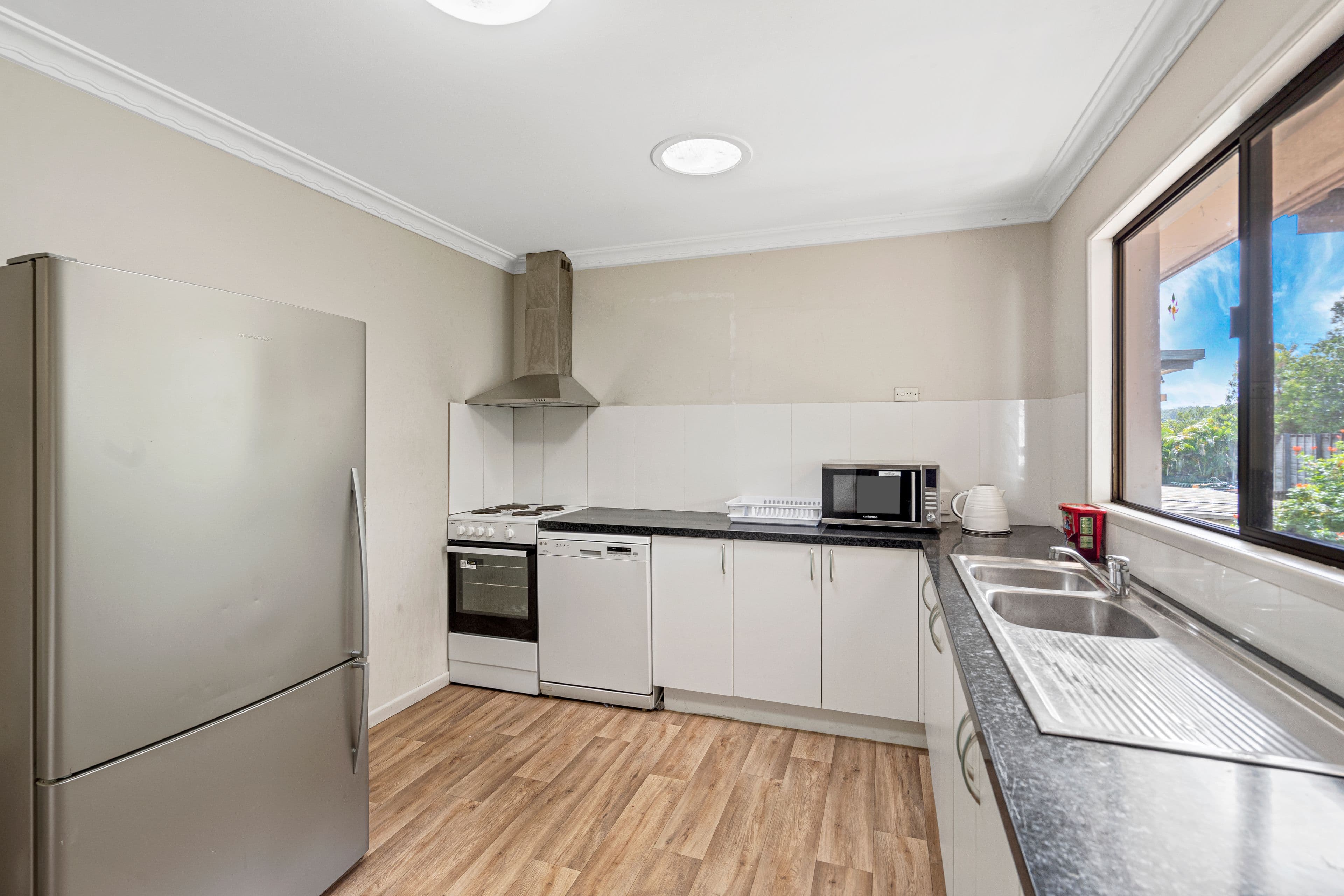 9 Benaud Street, Macgregor QLD 4109, Macgregor - Thumbnail 3