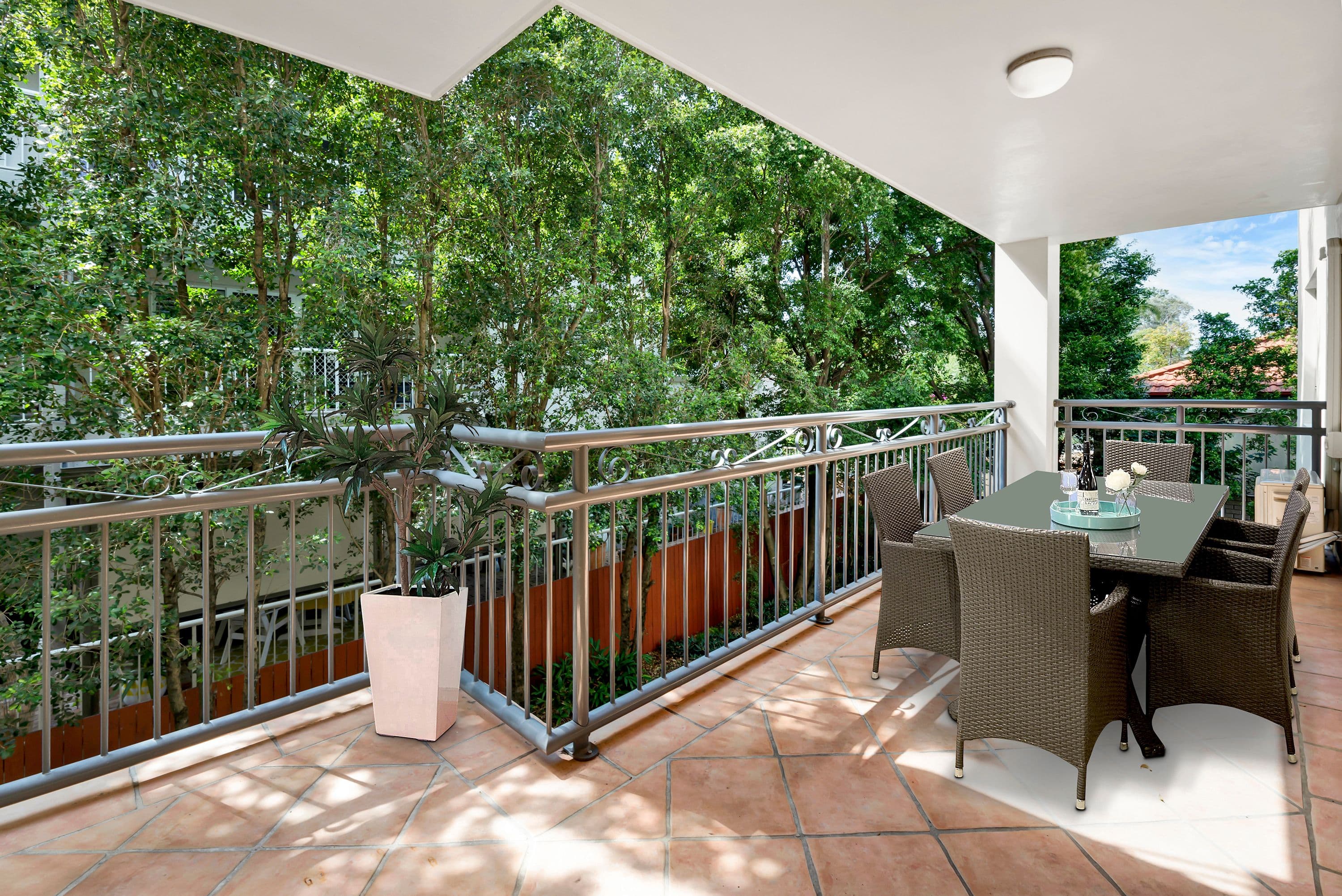 12-14 Oleander Avenue, Biggera Waters QLD 4216, Biggera Waters - Thumbnail 3