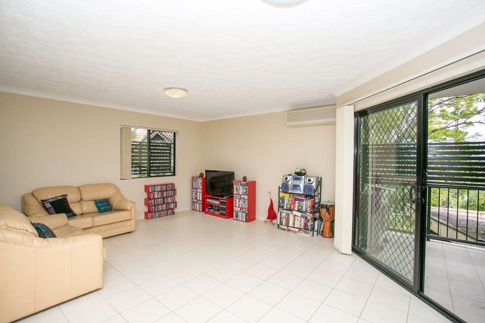 1 Sylvia Street, CAMP HILL QLD 4152, Camp Hill - Thumbnail 8