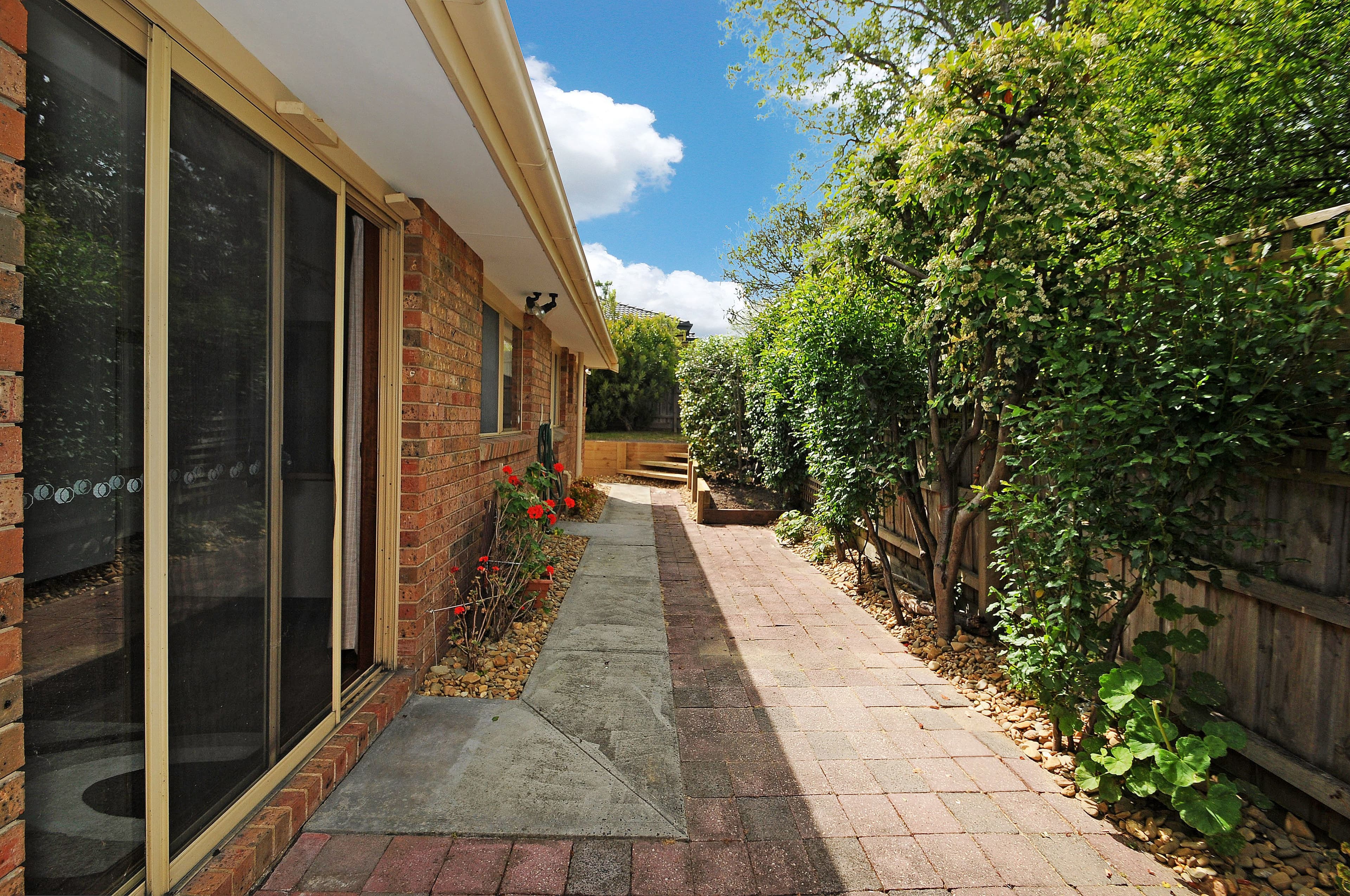 16-18 Roberts Street, Frankston VIC 3199, Frankston - Thumbnail 8