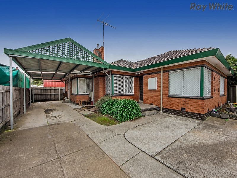 18 Alexina Street, ST ALBANS VIC 3021, St Albans - Image 1