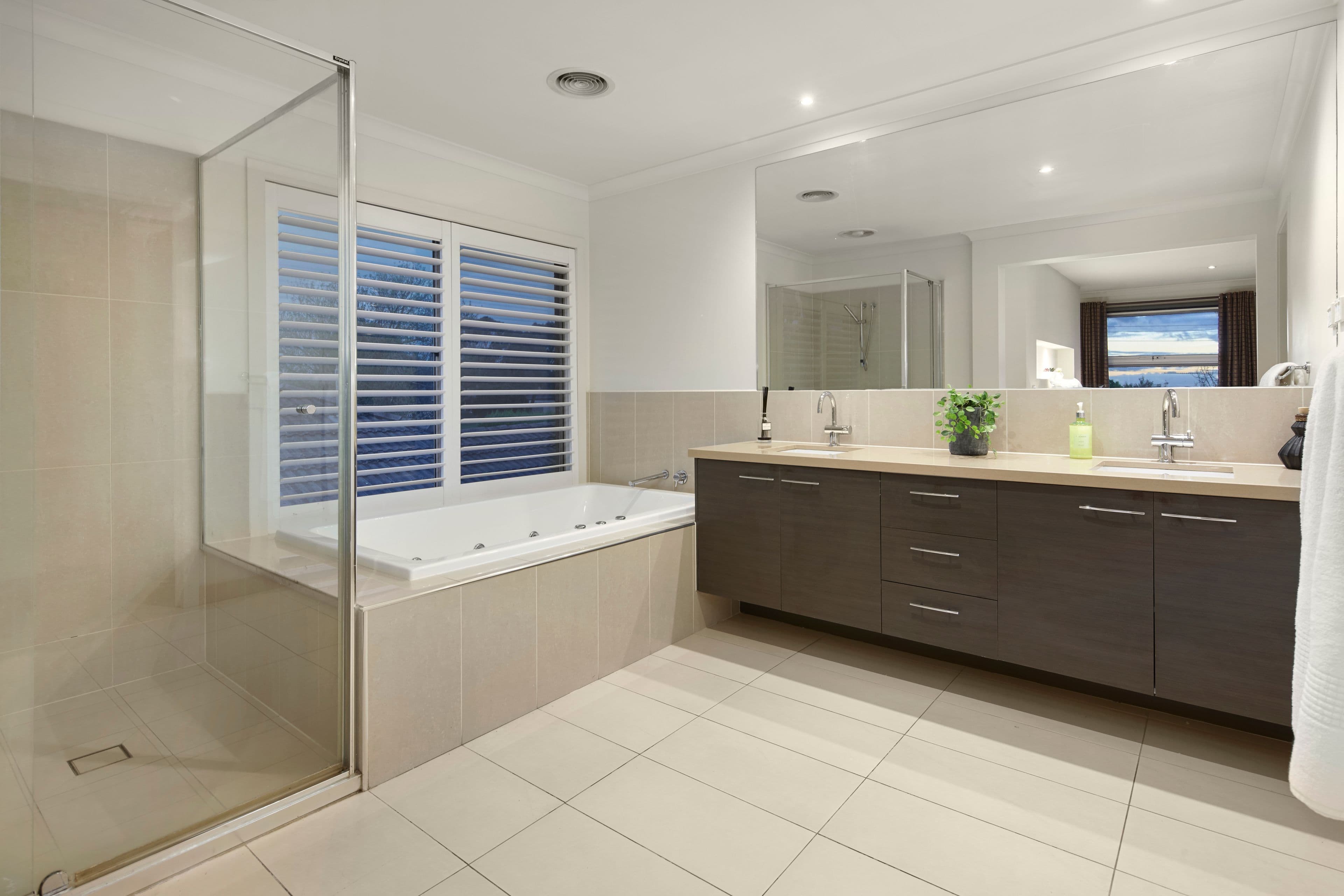24 Mayfield Drive, Mount Waverley VIC 3149, Mount Waverley - Thumbnail 8