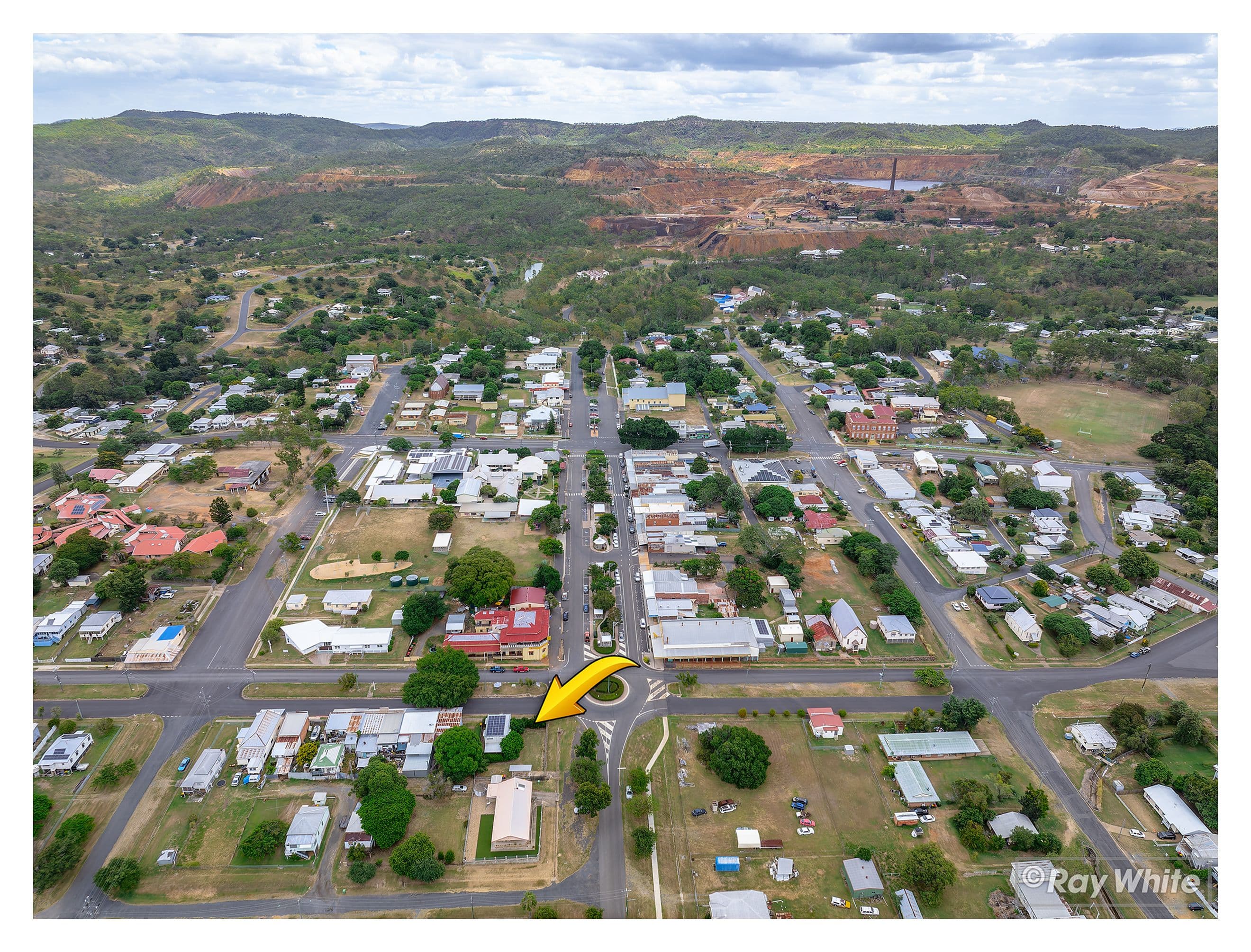 56 Morgan Street, Mount Morgan QLD 4714, Mount Morgan - Thumbnail 2