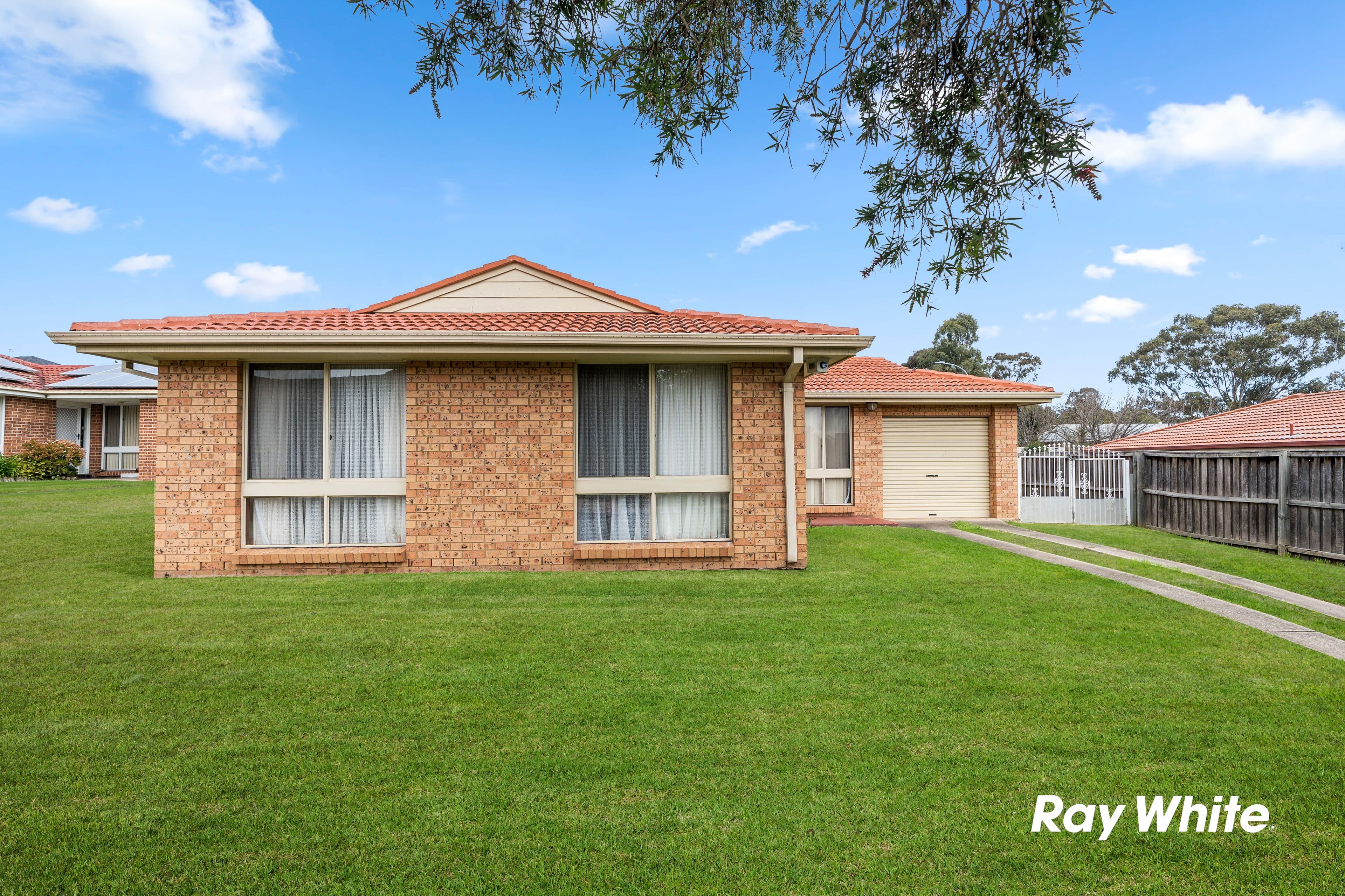 11 Dorrie Place, Quakers Hill NSW 2763, Quakers Hill - Image 1
