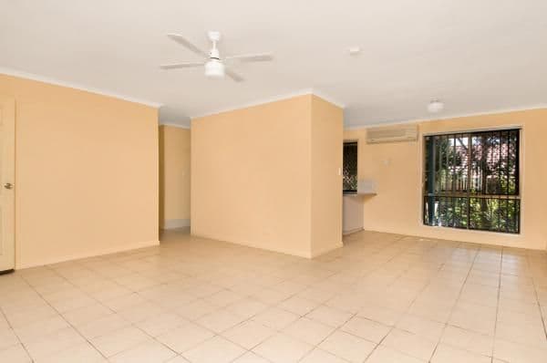 2 Carlie Court, REDBANK PLAINS QLD 4301, Redbank Plains - Thumbnail 2