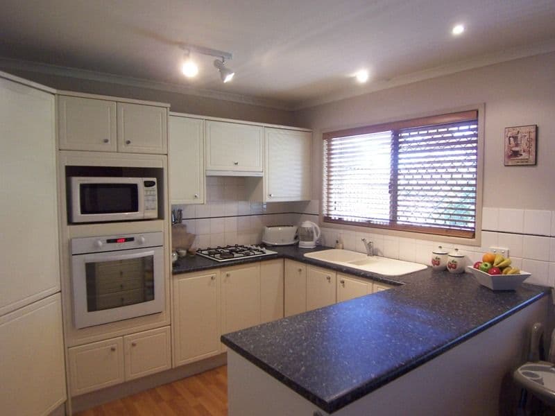 36 Glengala Drive, ROCHEDALE SOUTH QLD 4123, Rochedale South - Thumbnail 3