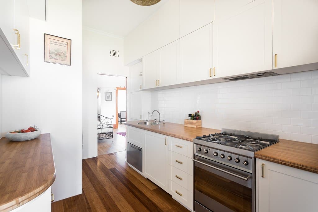 6/12 East Crescent Street, McMahons Point - Thumbnail 3