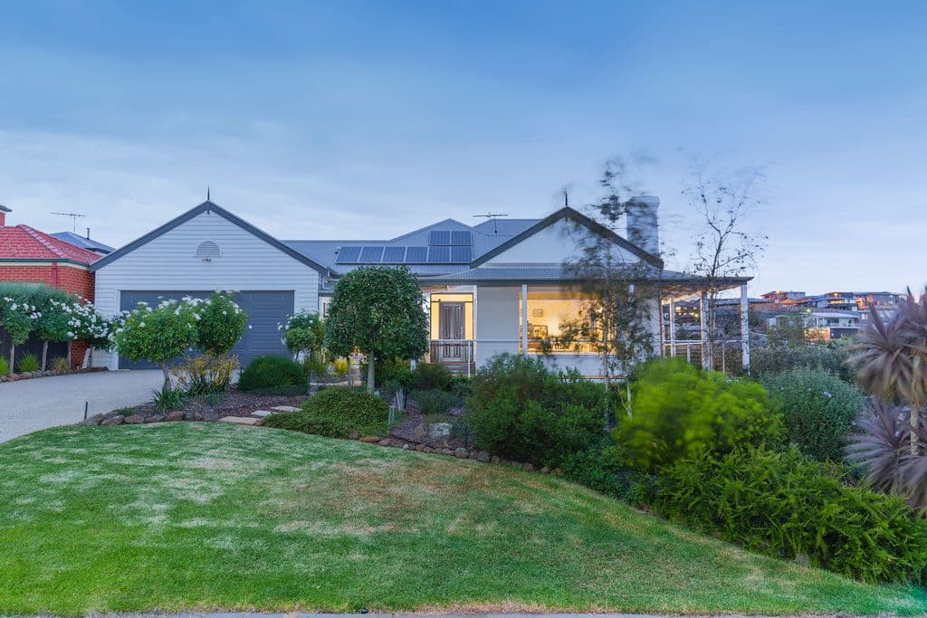 33 Highett Road, Highton VIC 3216, Highton - Image 1
